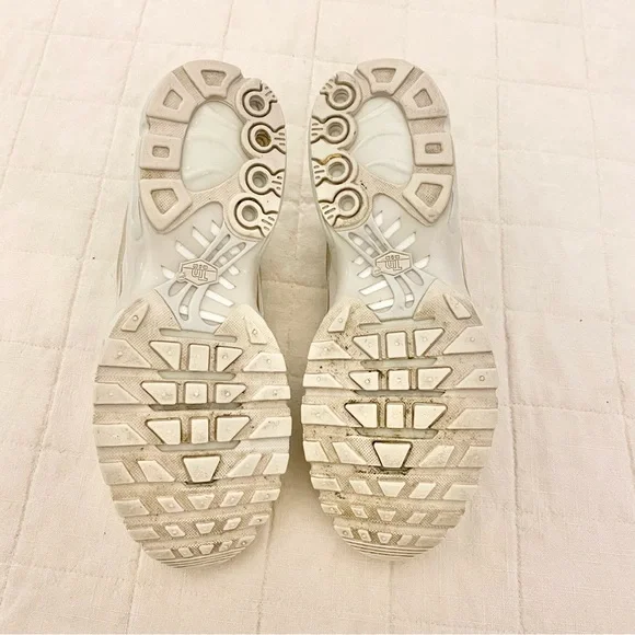 Nike Air Max 97 Black and Cream Shoes - Picture 8 of 9